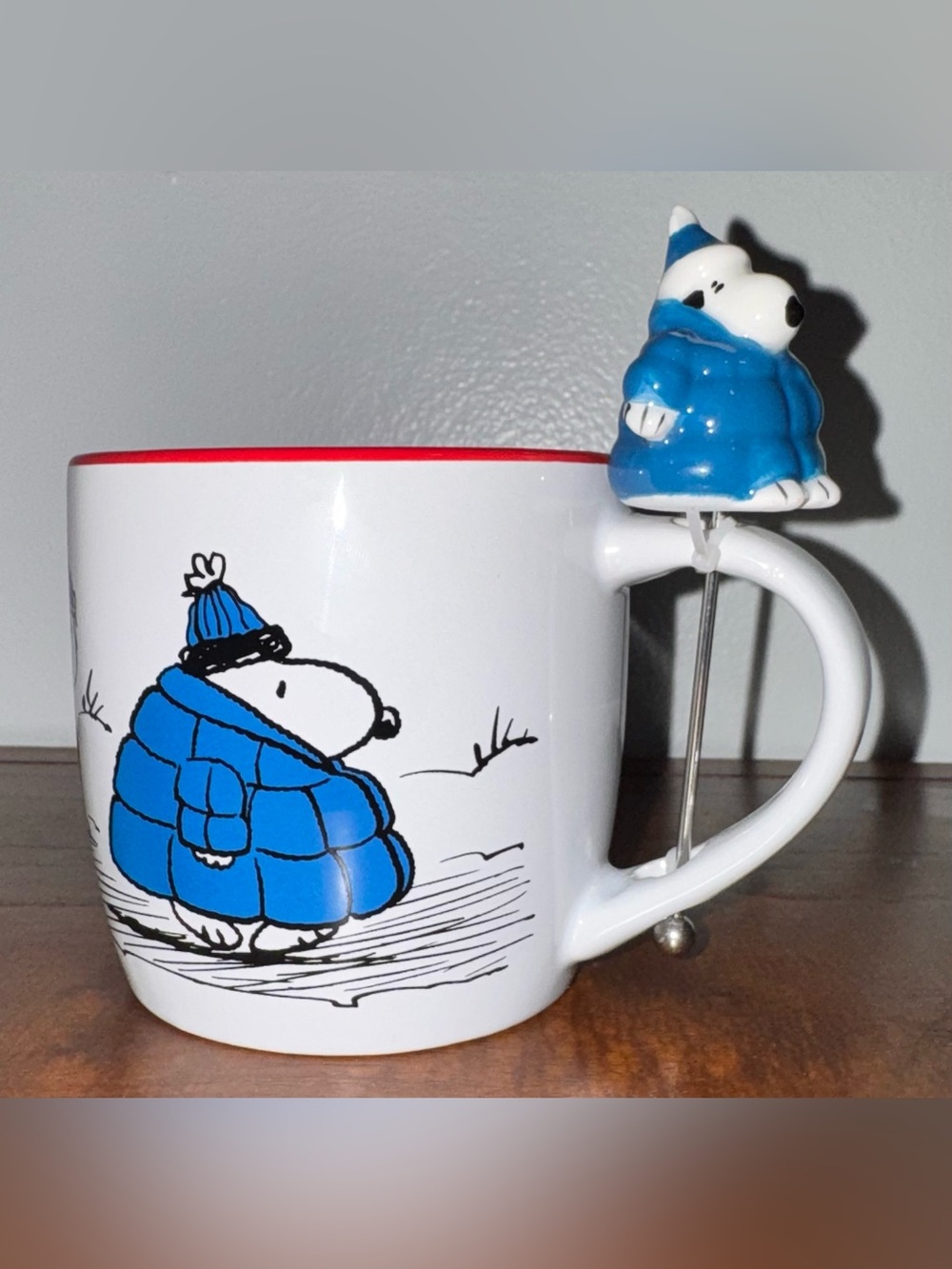 Cute 🥰 Peanuts Snoopy Puffer Jacket with Stirrer Coffee Tea Mug by Zrike Brands